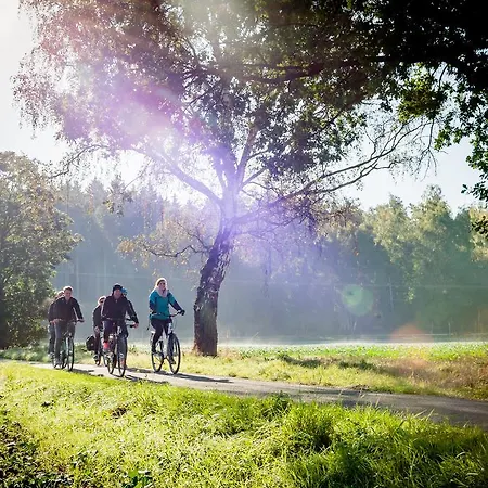Veloinn Im Weimarer Land Pensión 3*
